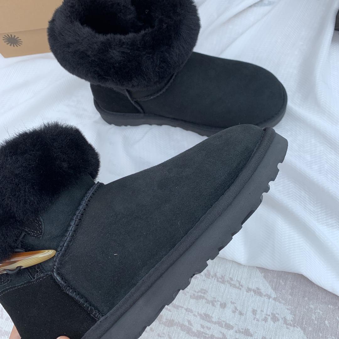 Ugg Ankle Boots - DesignerGu