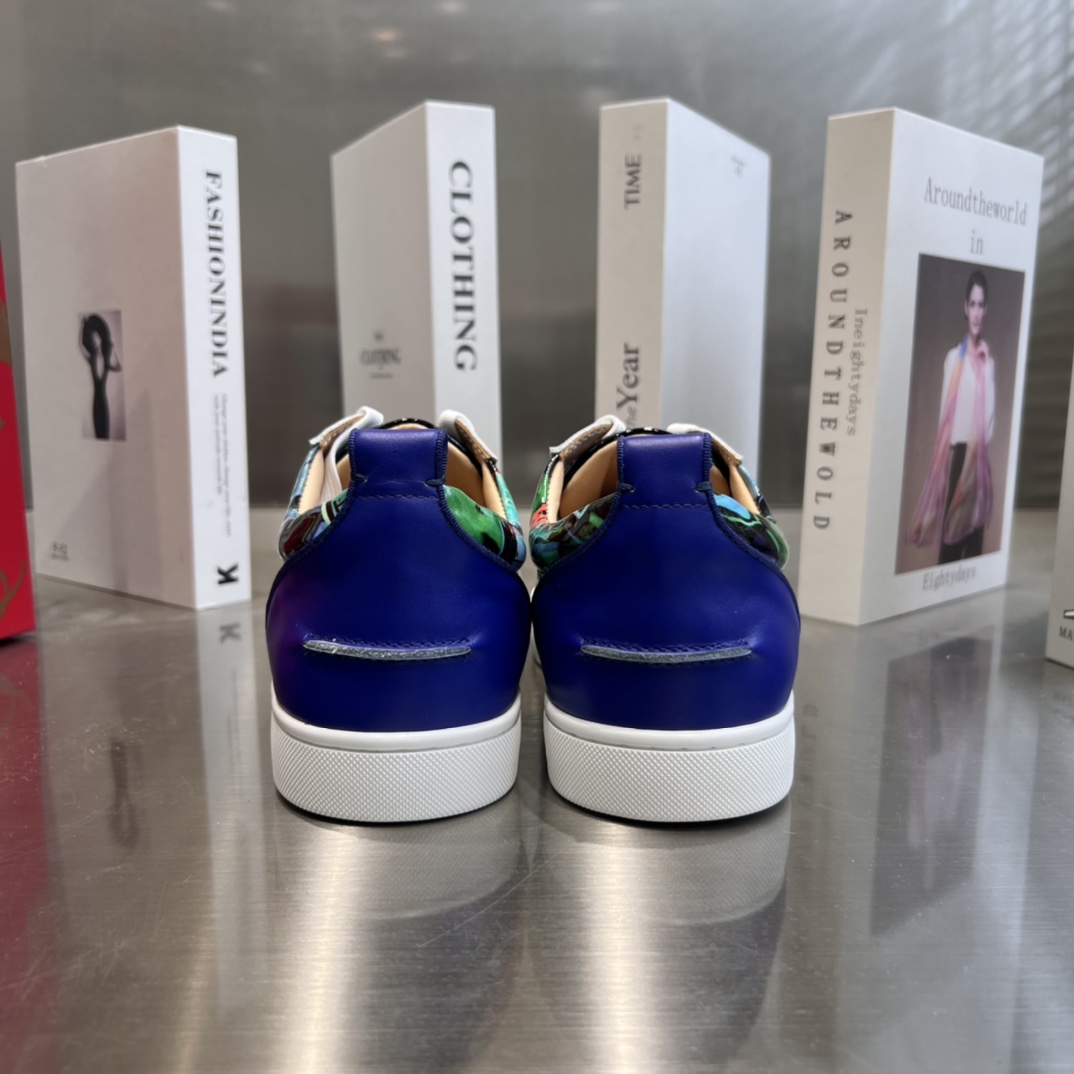 Christian Louboutin Low-Top Sneaker  - DesignerGu