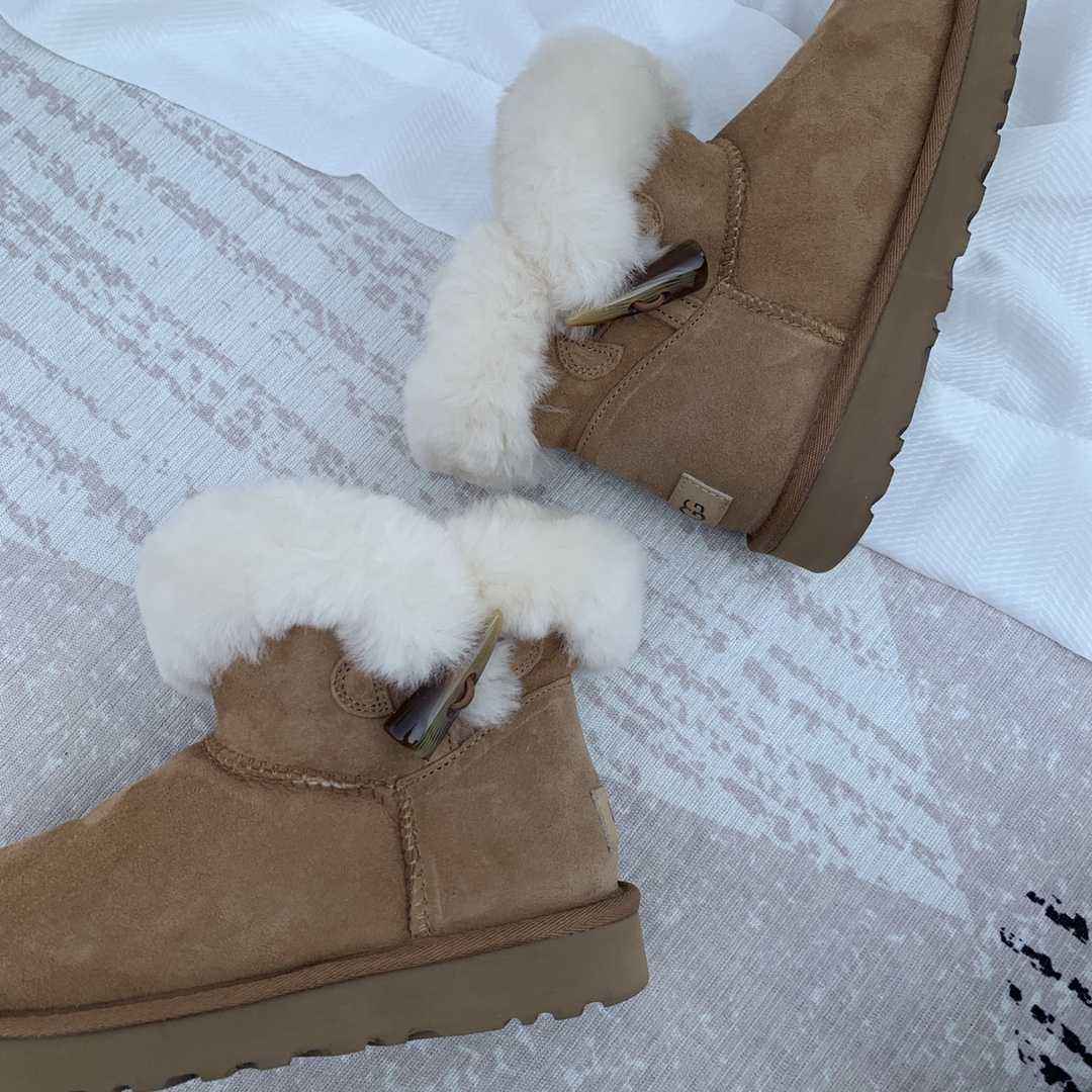 Ugg Ankle Boots - DesignerGu