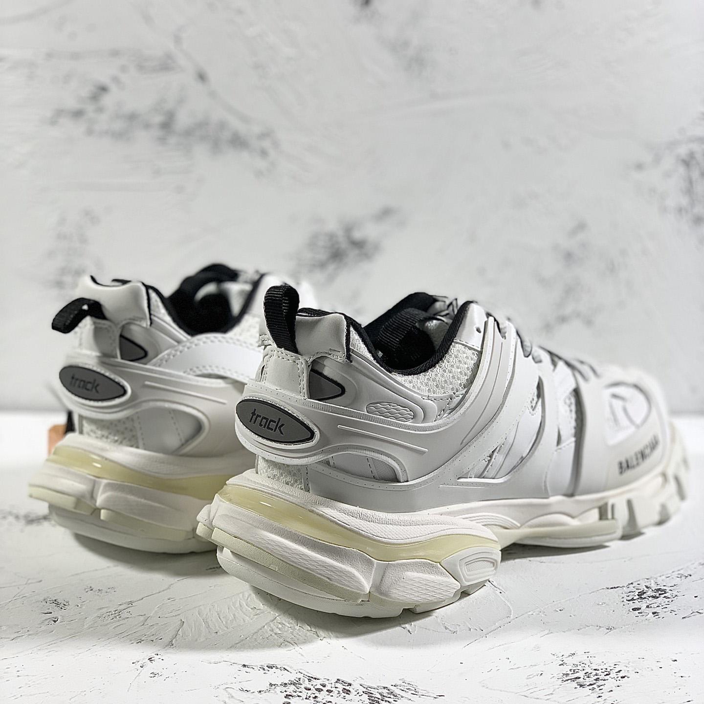 Balenciaga Track Sneaker  - DesignerGu