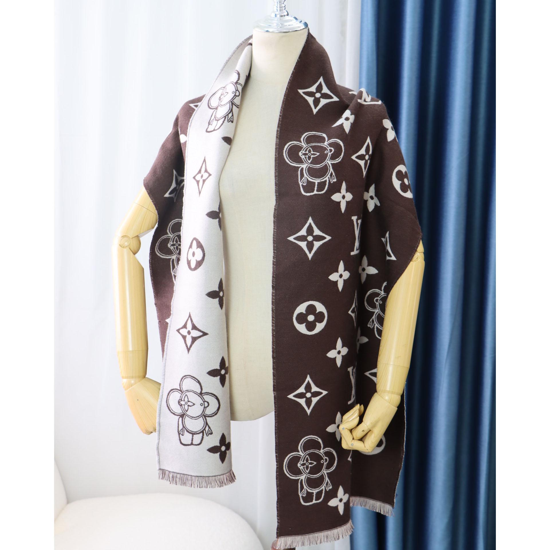 Louis Vuitton MNG Vivienne Scarf    M77129 - DesignerGu