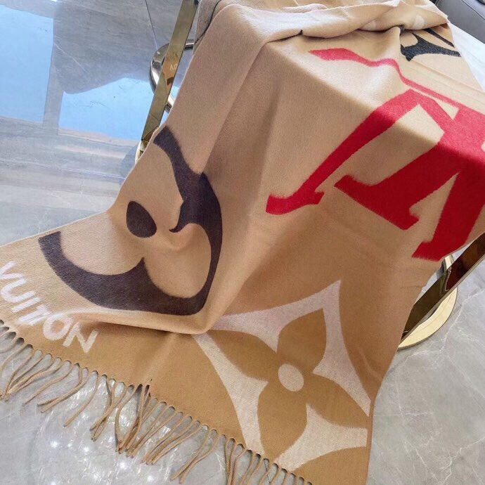 Louis Vuitton The Ultimate Scarf    M76382 - DesignerGu