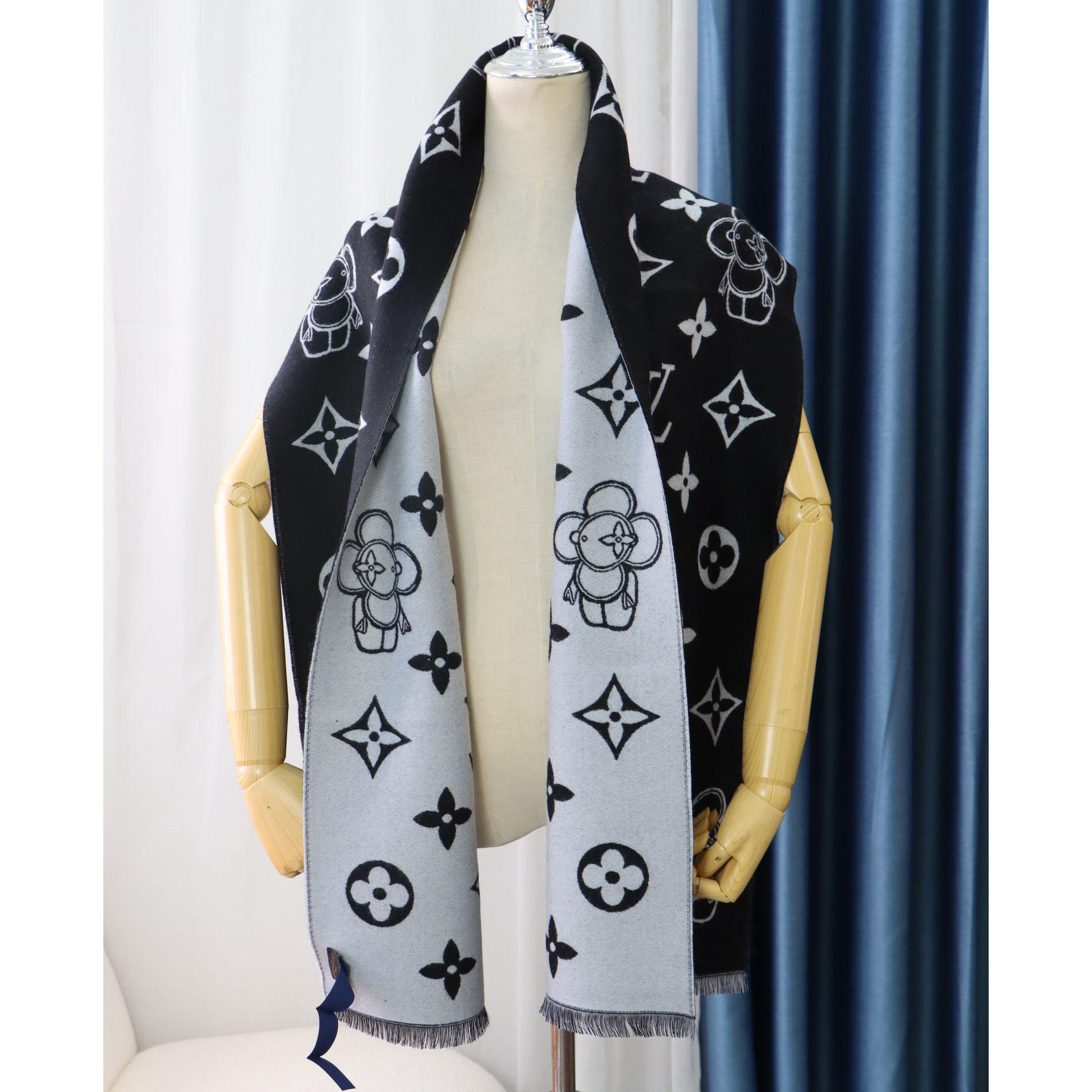 Louis Vuitton MNG Vivienne Scarf    M77973 - DesignerGu