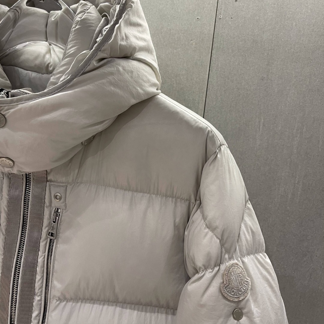 Moncler Short Down Jacket    - DesignerGu