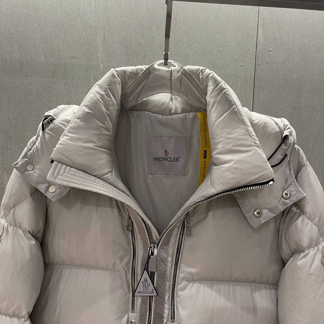 Moncler Short Down Jacket    - DesignerGu