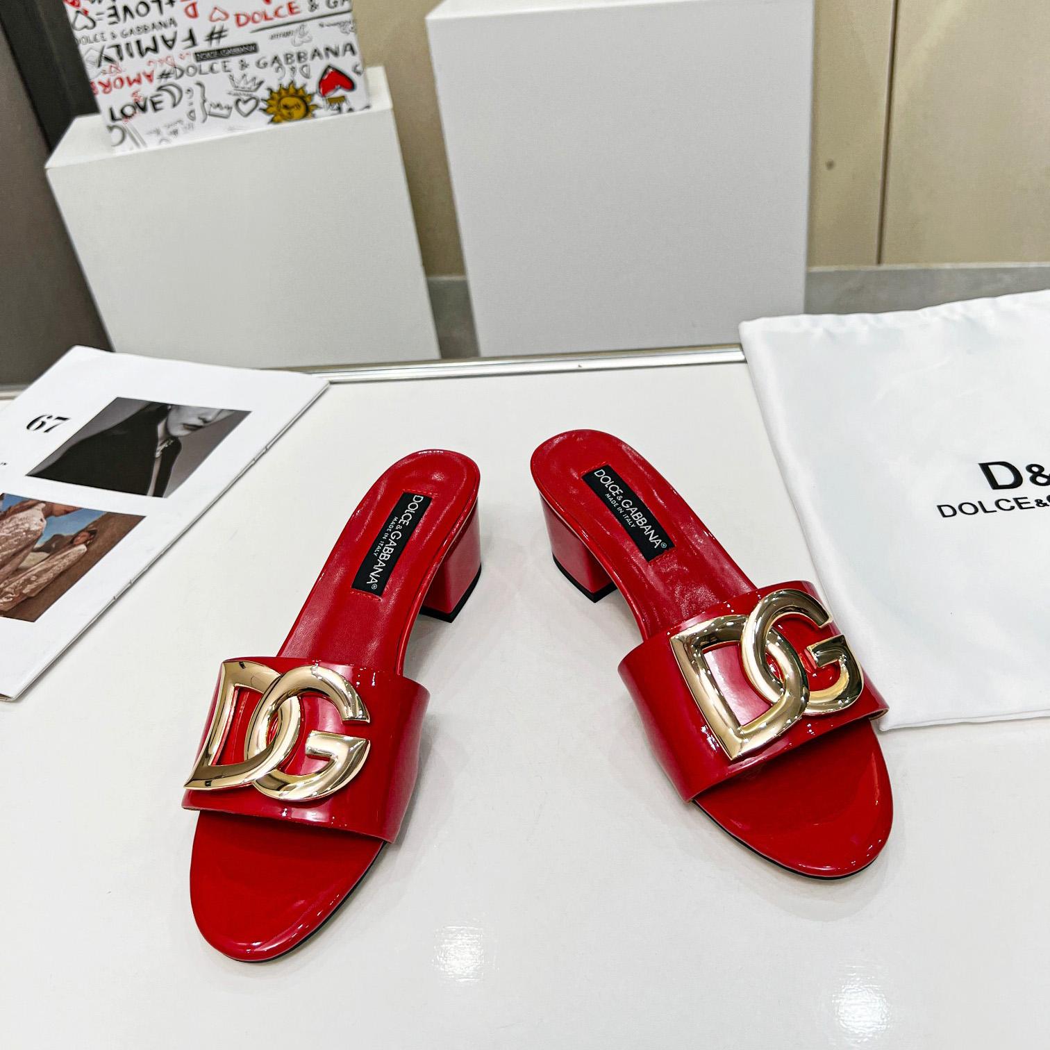 Dolce & Gabbana Polished Calfskin Sliders With DG Logo - DesignerGu