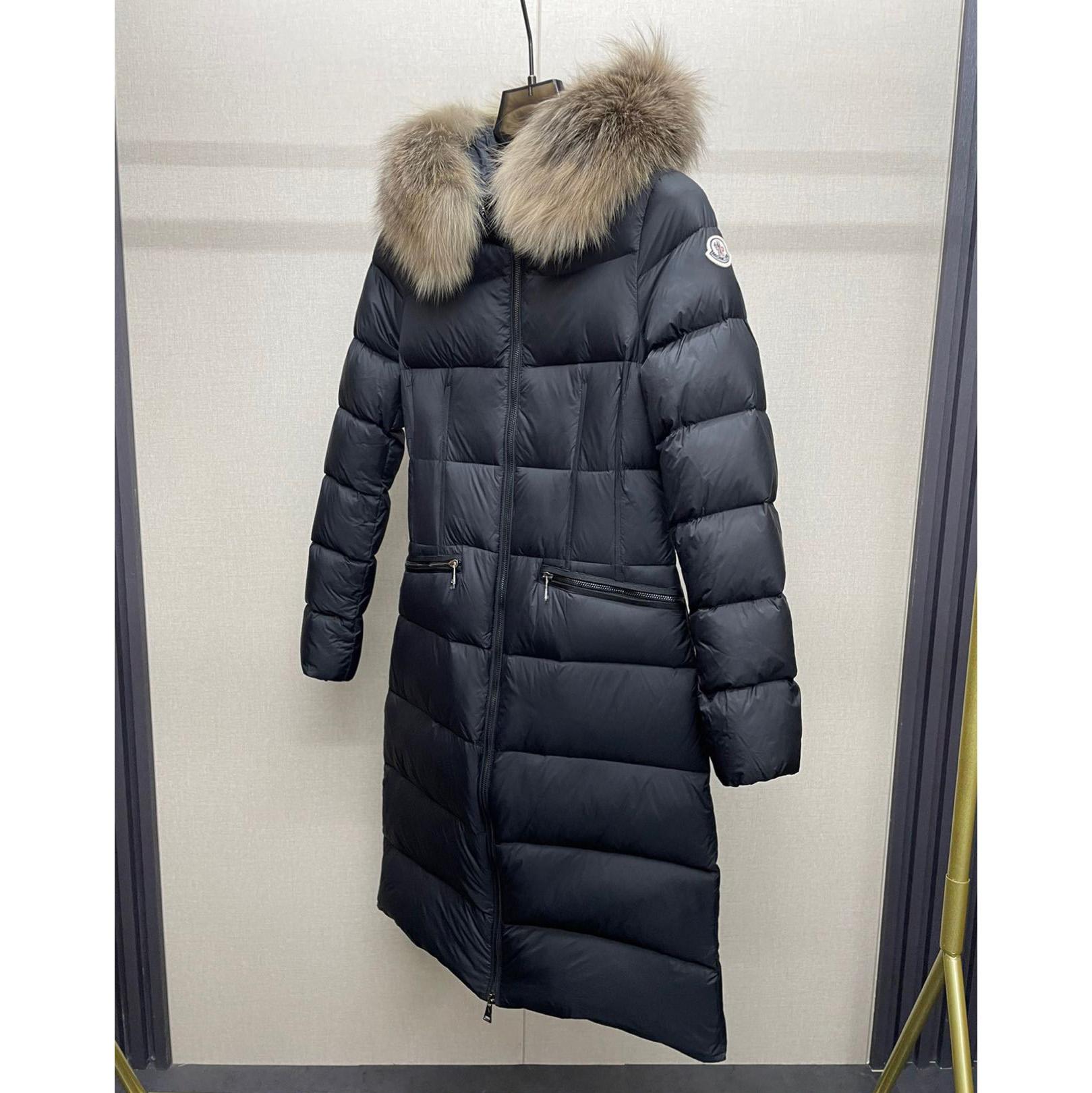 Moncler Boedic Long Down Jacket - DesignerGu