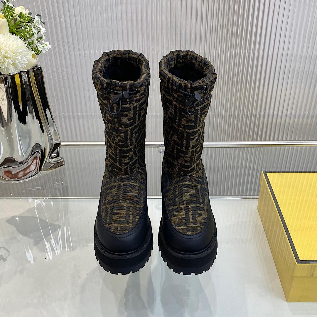 Fendi FF Logo Boots - DesignerGu