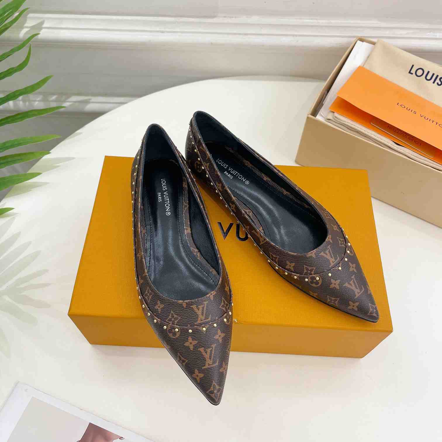 Louis Vuitton Signature Flat Ballerina    - DesignerGu