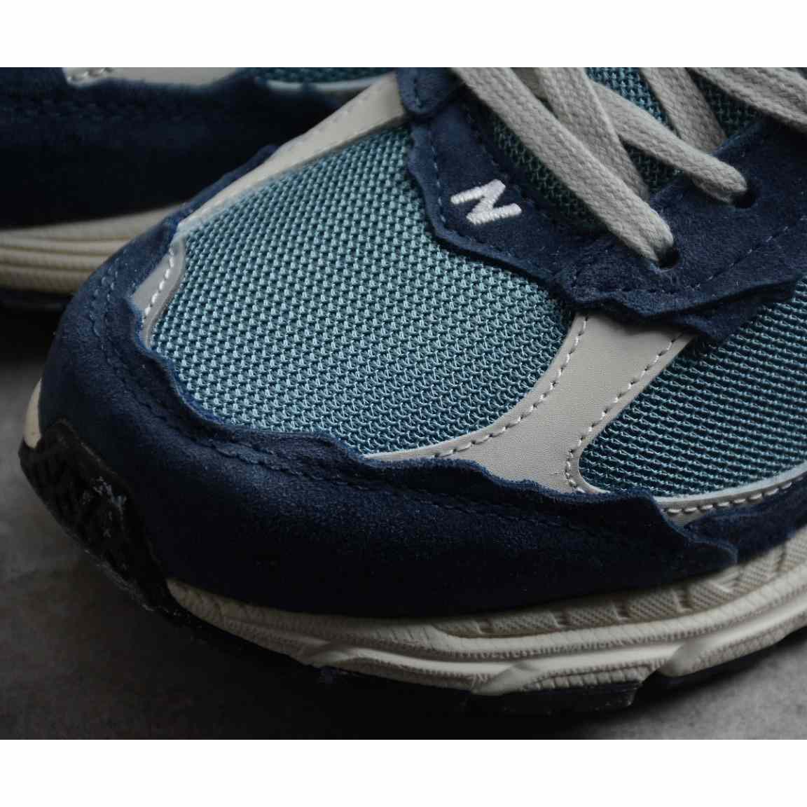 New Balance WL2002 Sneakers     - DesignerGu