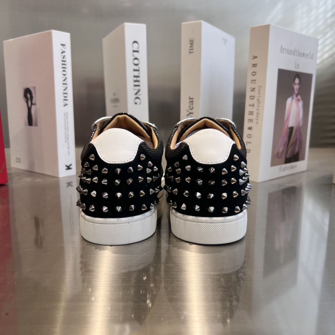 Christian Louboutin Low-Top Sneaker - DesignerGu