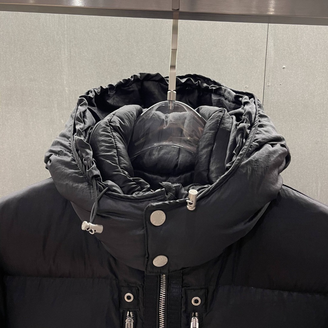 Moncler Short Down Jacket    - DesignerGu