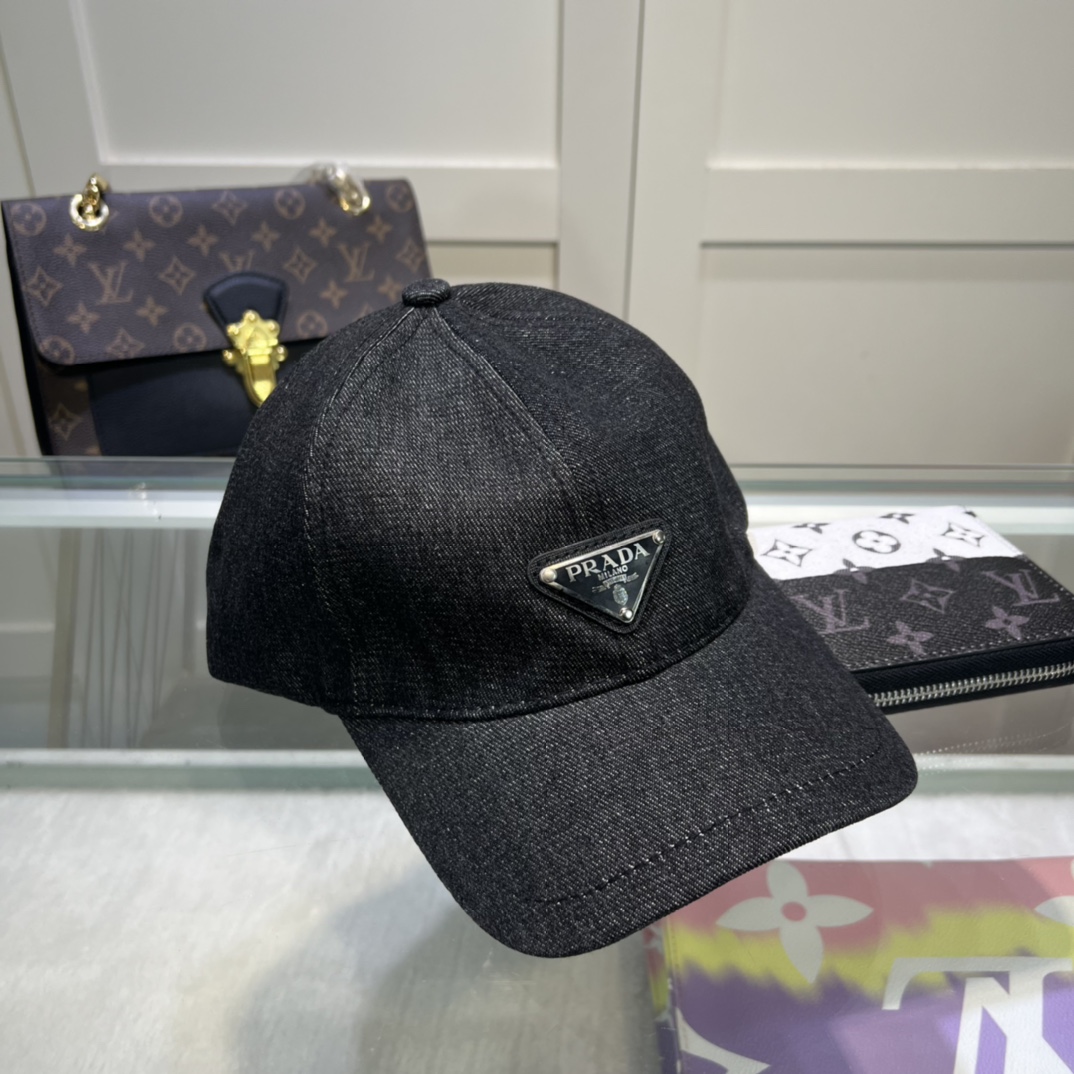 Prada Baseball Cap - DesignerGu