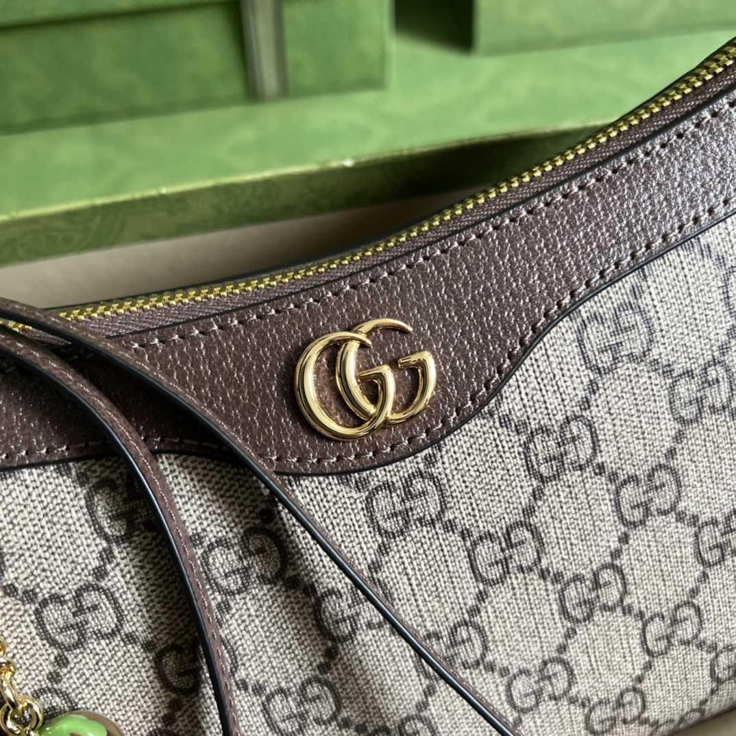 Gucci Ophidia GG Small Handbag(25*15.5*6cm)    - DesignerGu