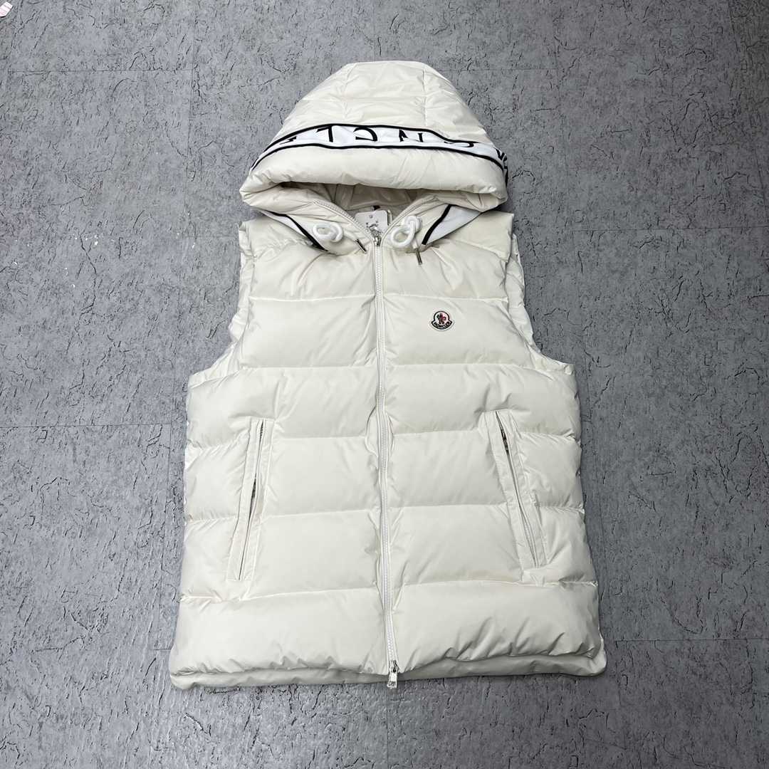 Moncler Cardamine Down Vest - DesignerGu