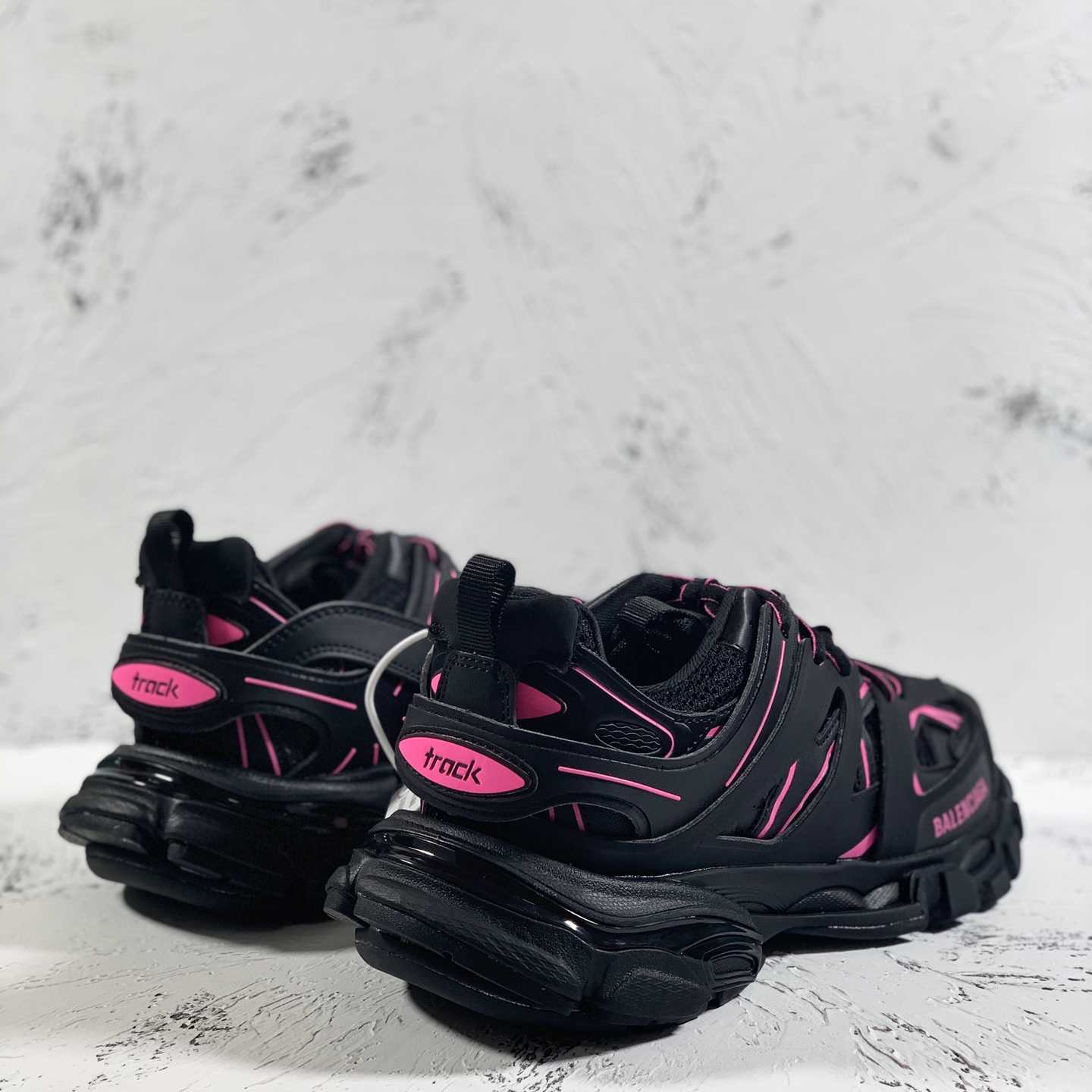 Balenciaga Track Sneaker  - DesignerGu