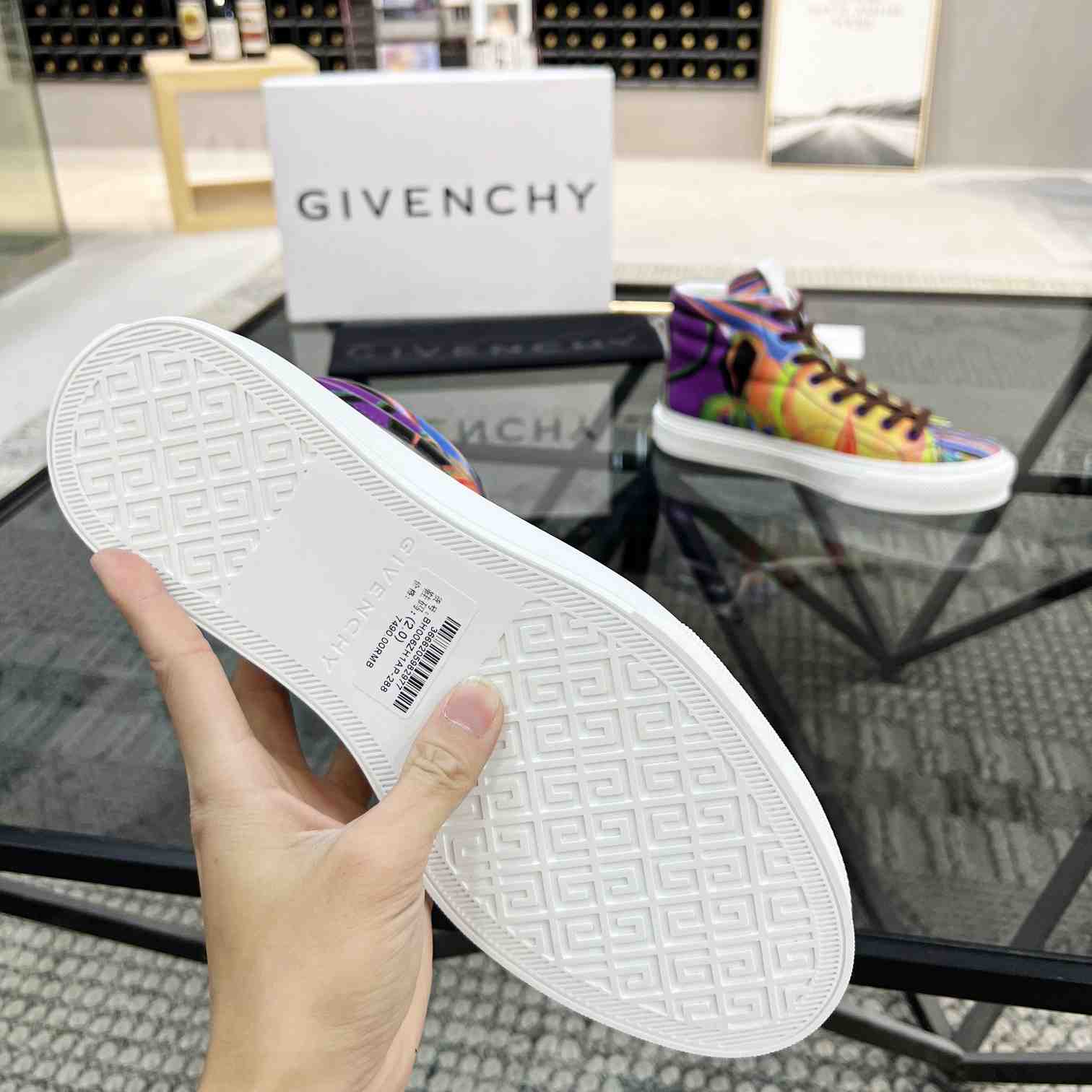 Givenchy City High Top Sneaker - DesignerGu