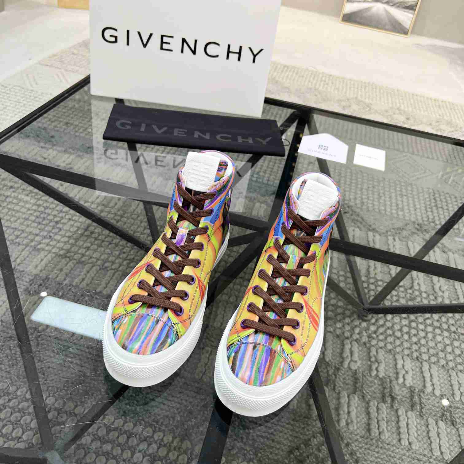 Givenchy City High Top Sneaker - DesignerGu