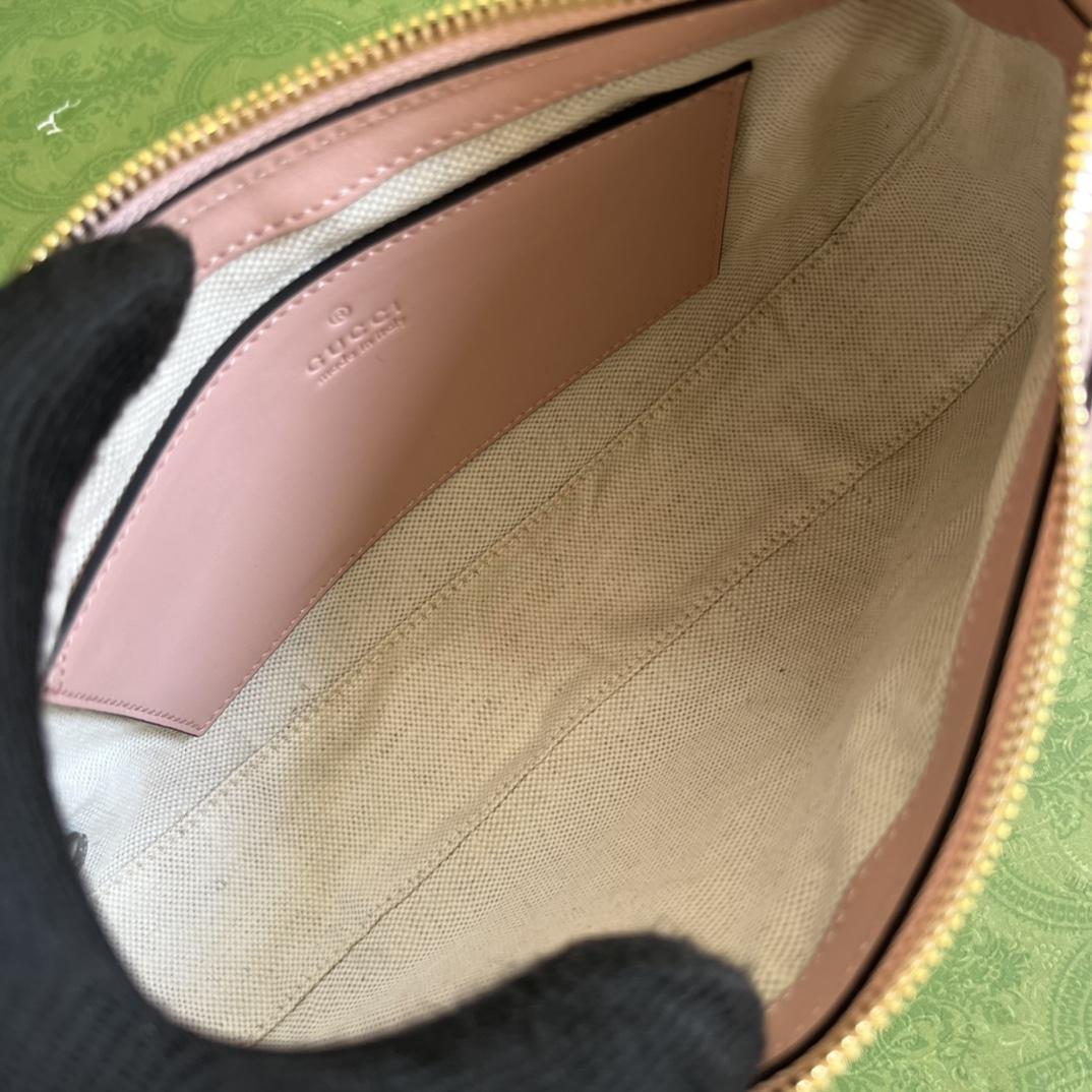 Gucci GG Matelassé Handbag(25-15-8cm) - DesignerGu