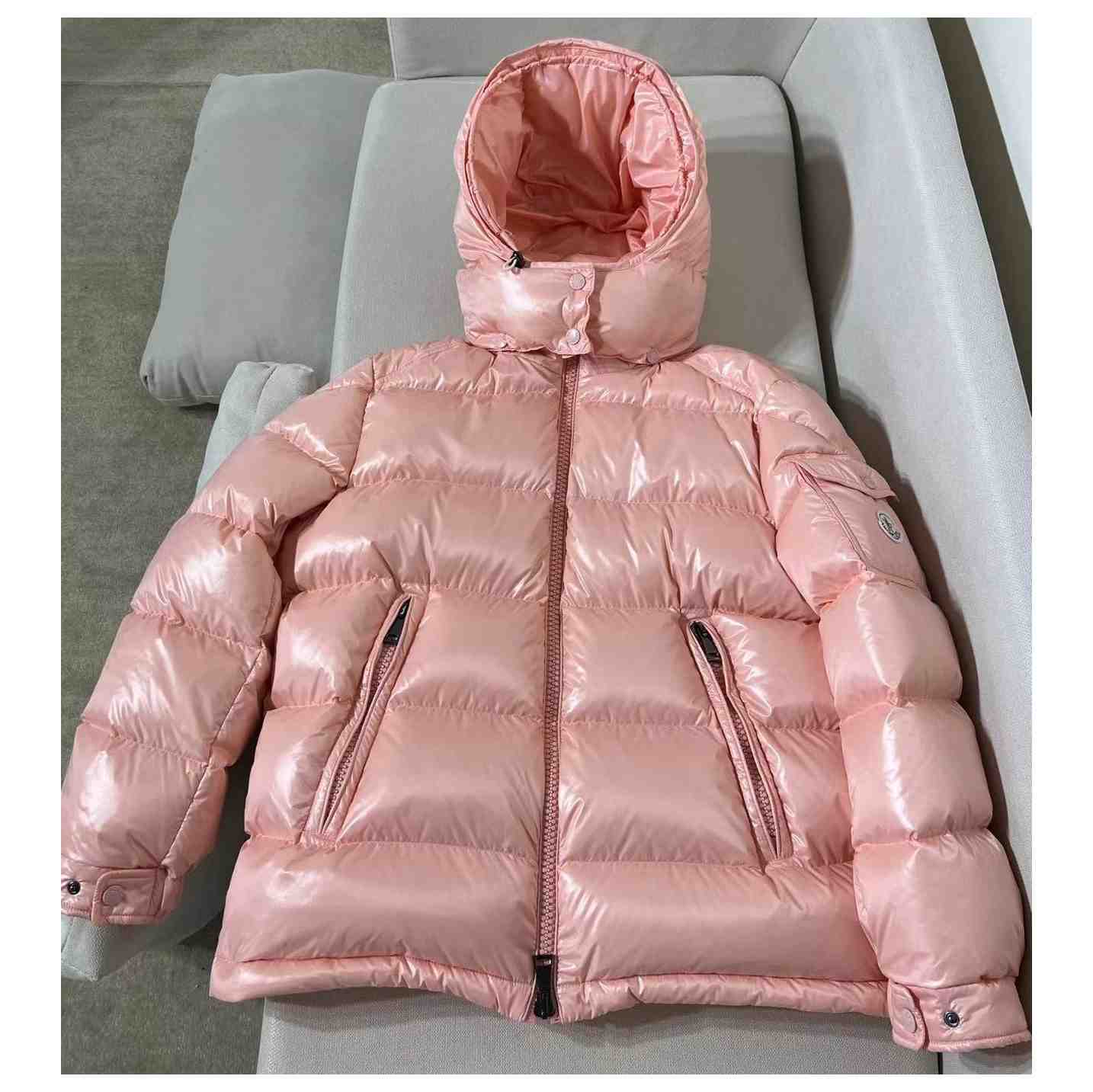 Moncler Short Down Jacket - DesignerGu