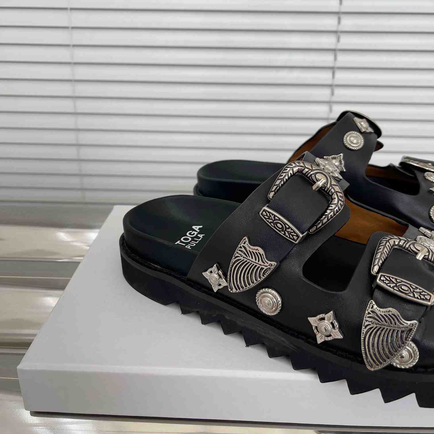 Toga Virilis Studded Leather Slides - DesignerGu