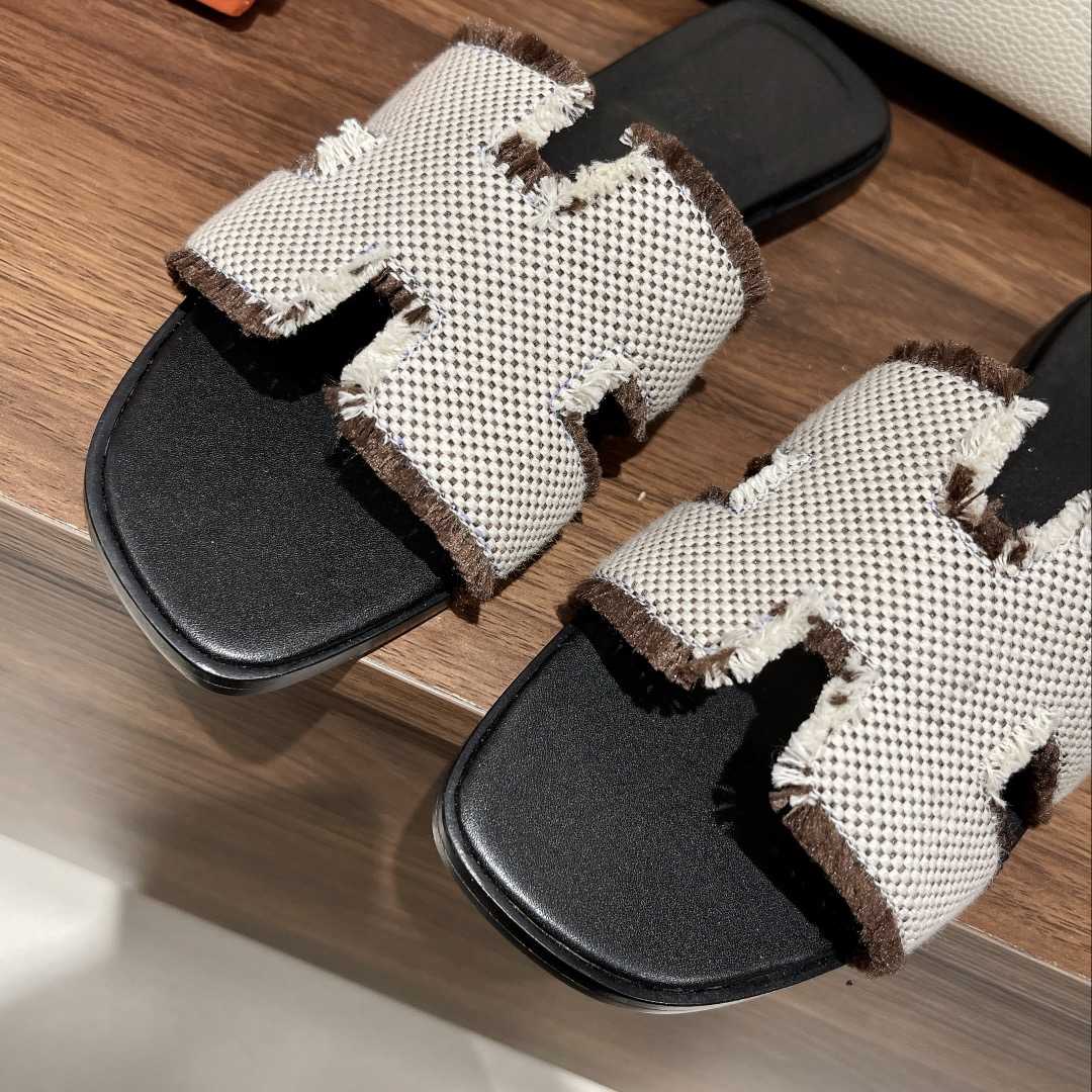 Hermes Oran Sandal - DesignerGu