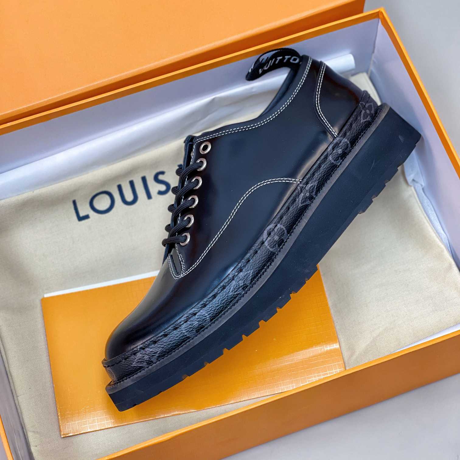 Louis Vuitton Millenium Lace-Up Shoes - DesignerGu