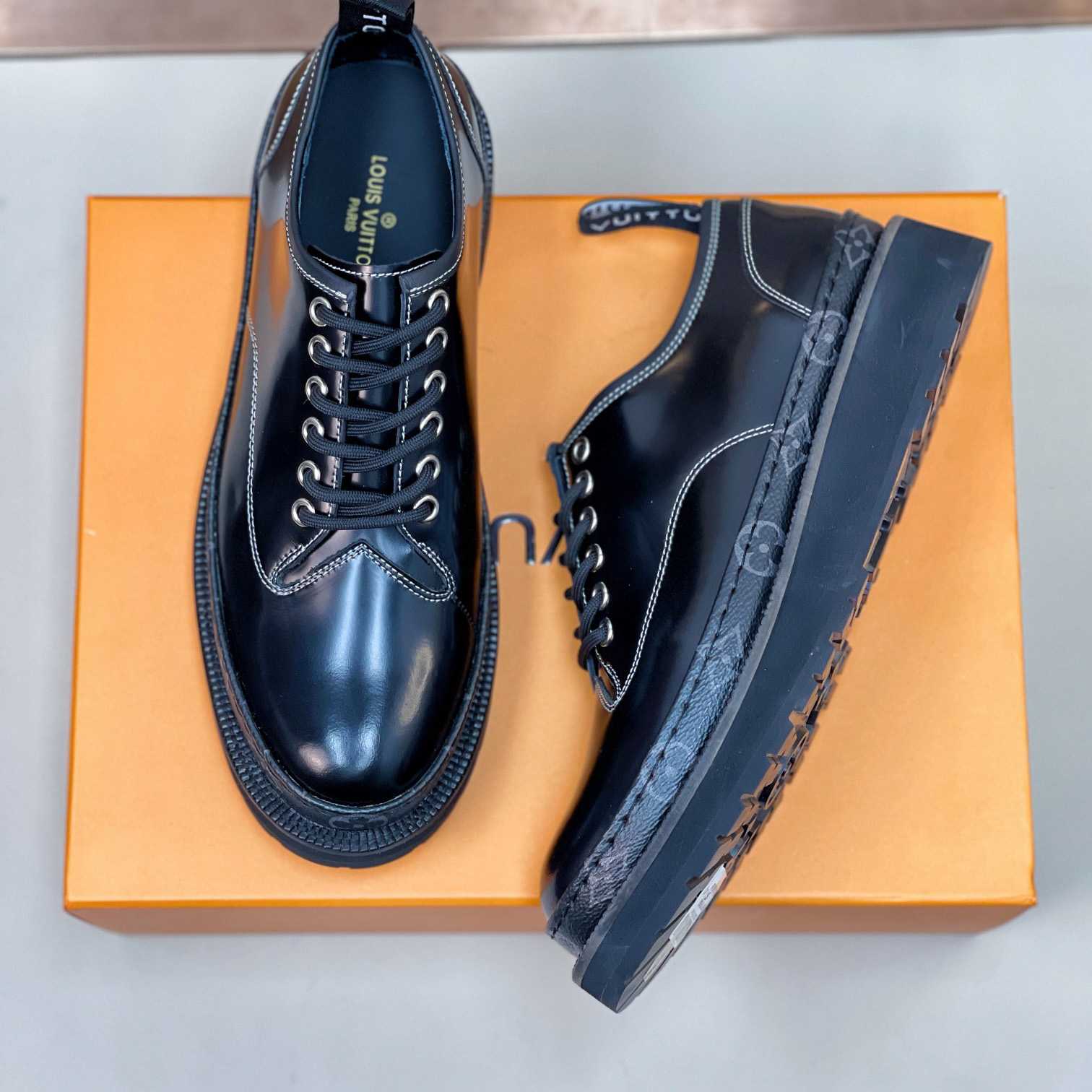 Louis Vuitton Millenium Lace-Up Shoes - DesignerGu