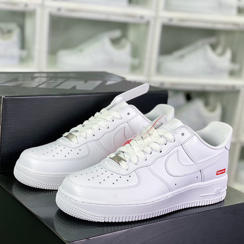 Supreme x Nike Air Force 1 Low'07