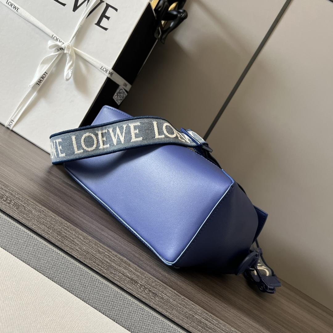 Loewe Small Puzzle Edge Bag In Satin Calfskin - DesignerGu