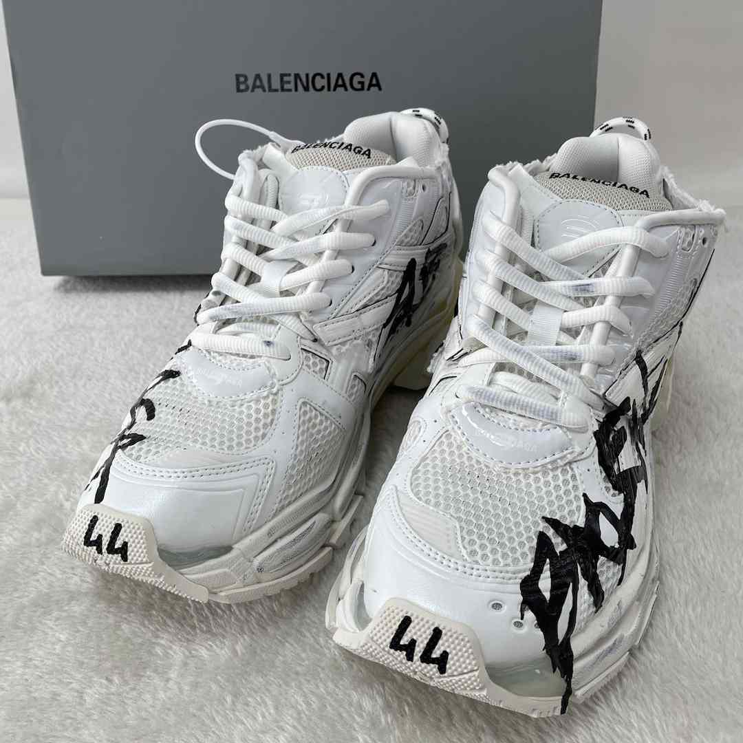 Balenciaga Runner Graffiti Sneaker In White - DesignerGu