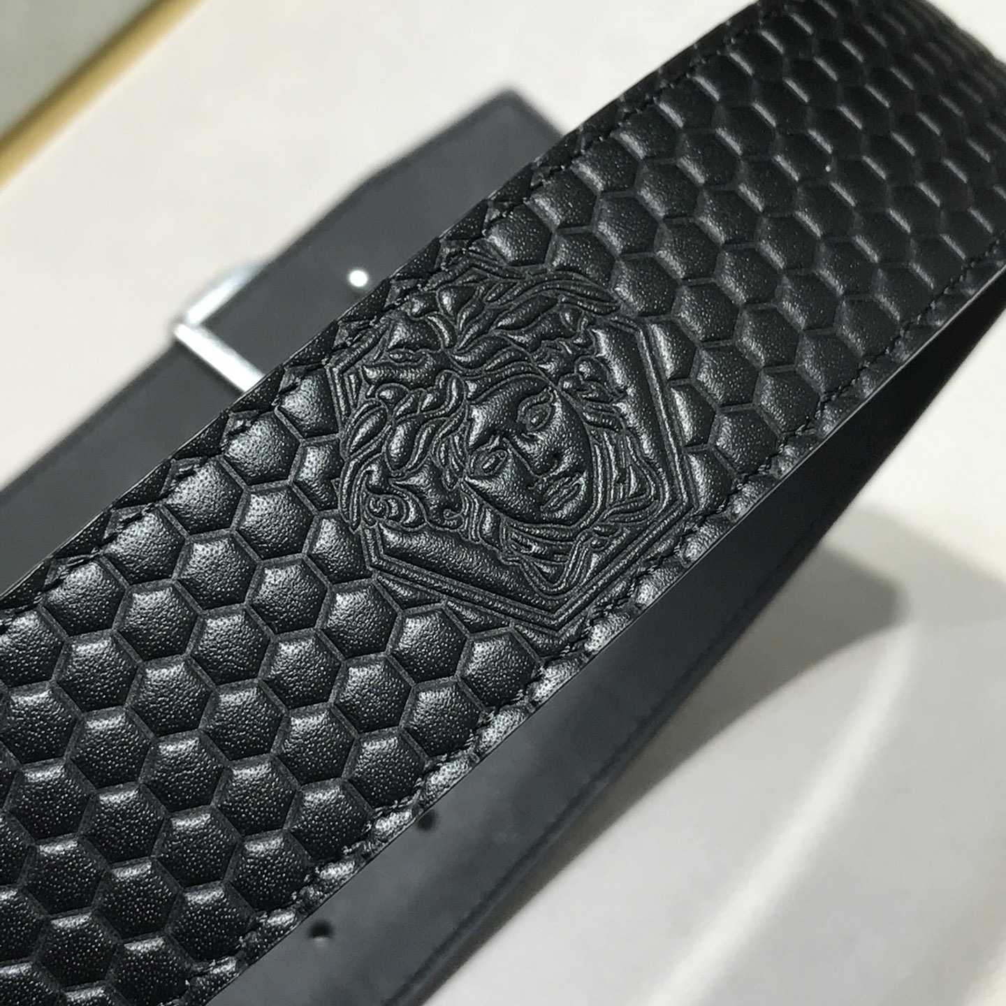 Versace Medusa Leathre Belt    39mm - DesignerGu