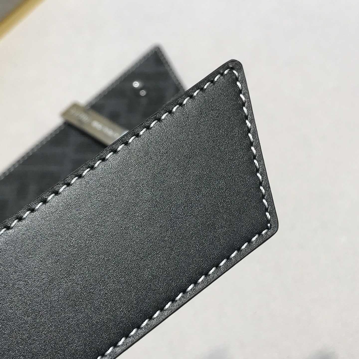 Fendi Black Leather Belt - DesignerGu