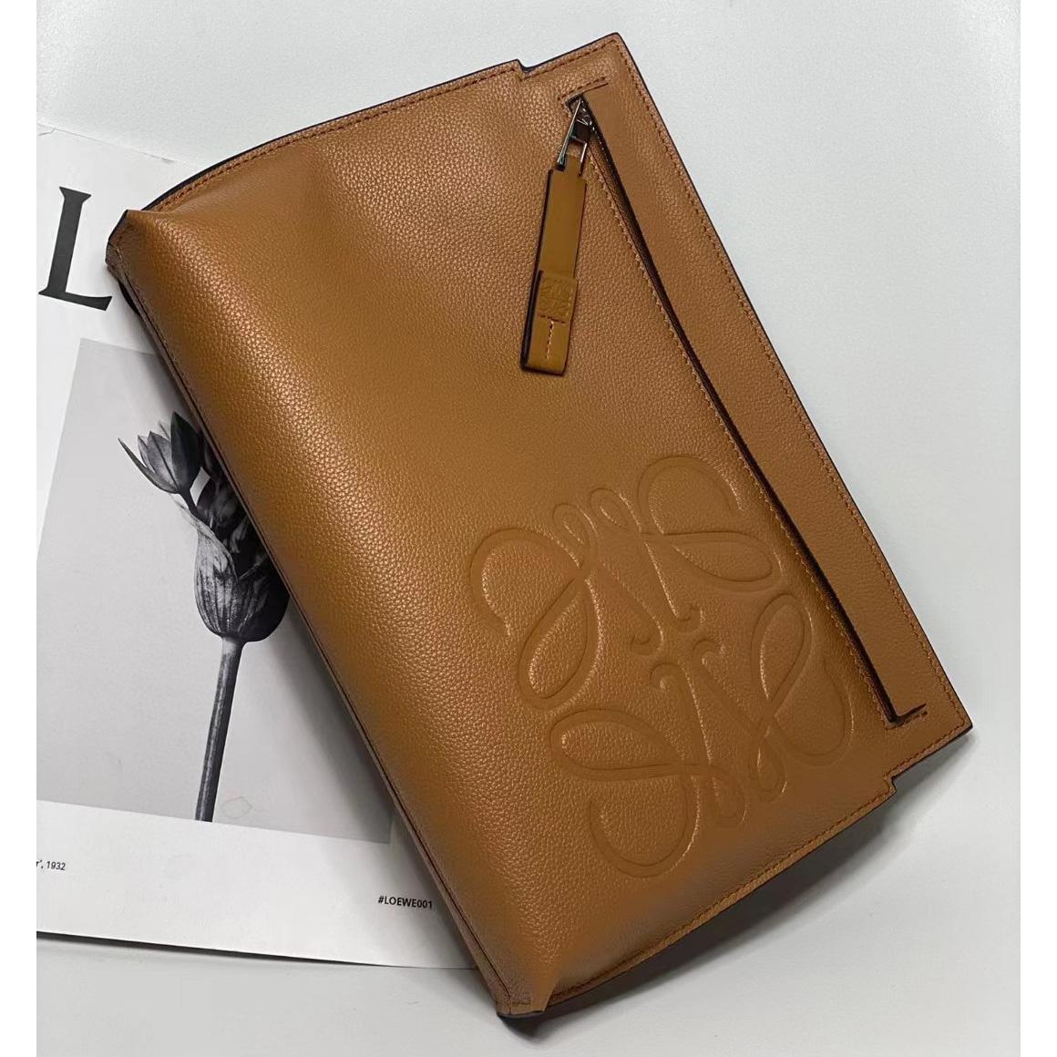 Loewe T Pouch In Grained Calfskin - DesignerGu