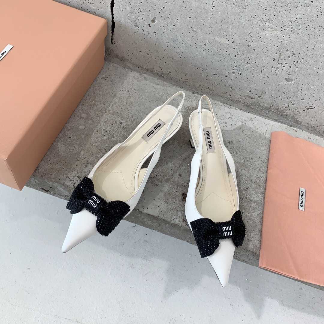 Miu Miu Satin Slingback Pumps - DesignerGu