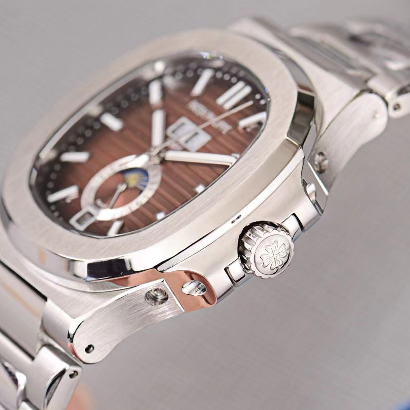 Patek Philipps Nautilus Watch - DesignerGu