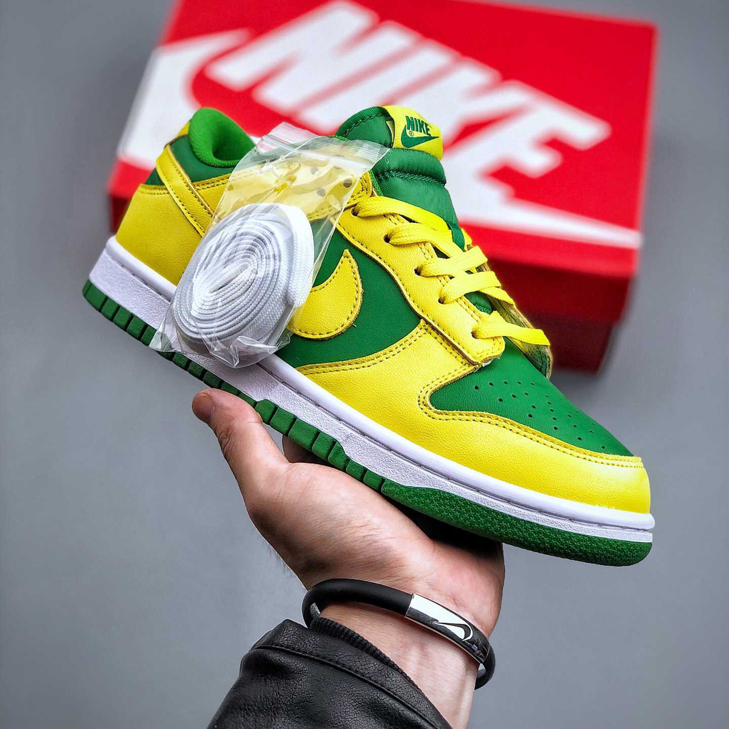 Nike SB Dunk Low 