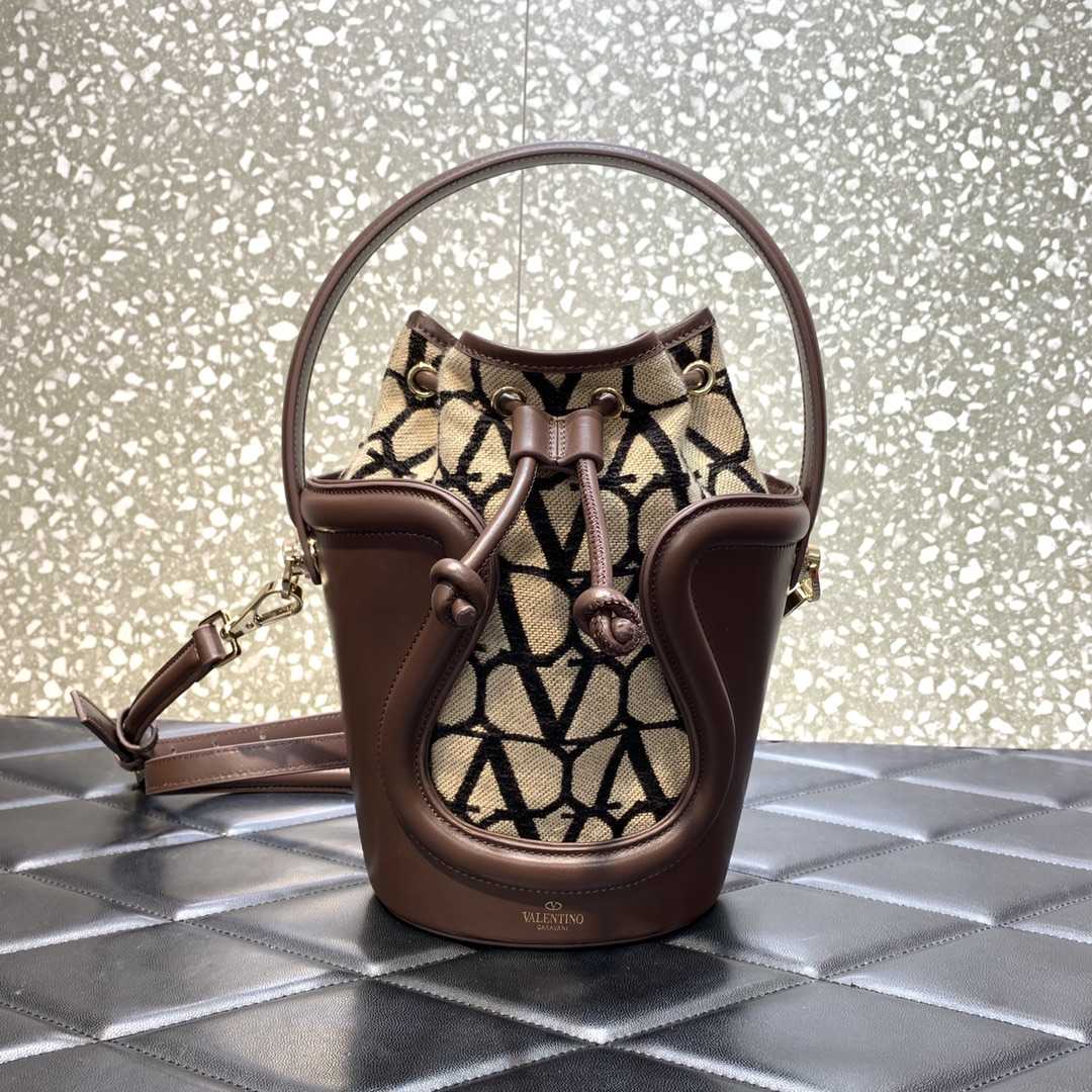 Valenti Le Cinquième Toile Iconographe Bucket Bag - DesignerGu