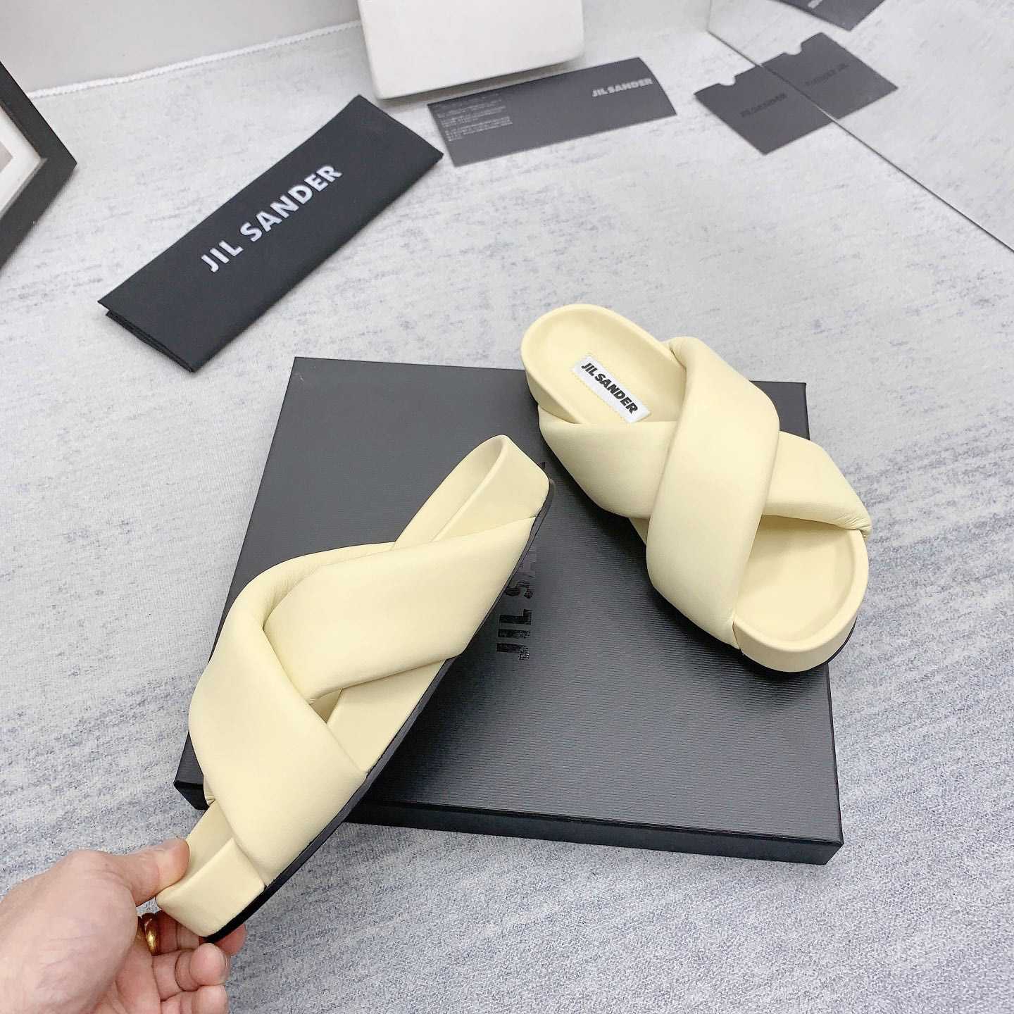 JIl Sander Padded Slides - DesignerGu