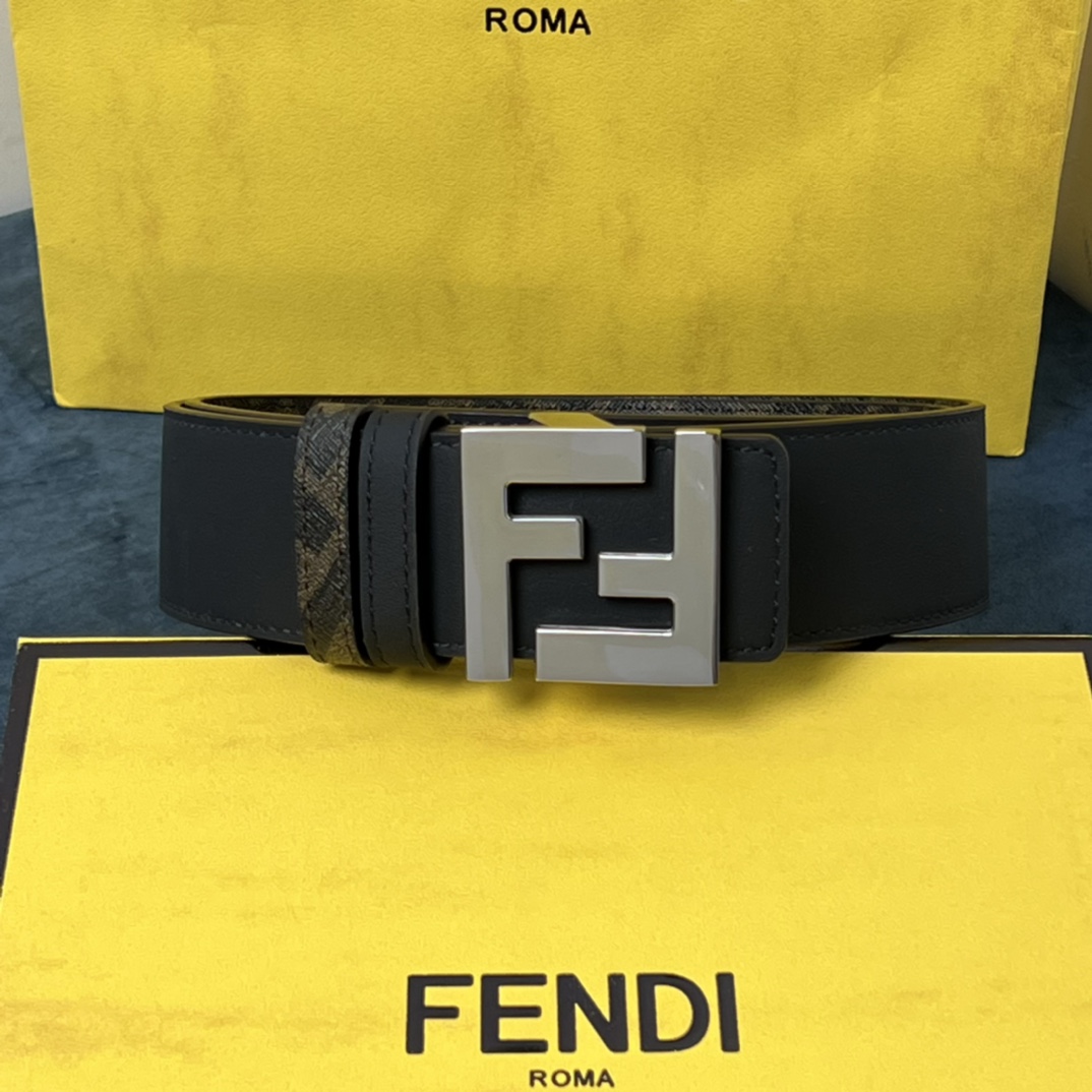 Fendi Reversible Black Leather Belt  - DesignerGu