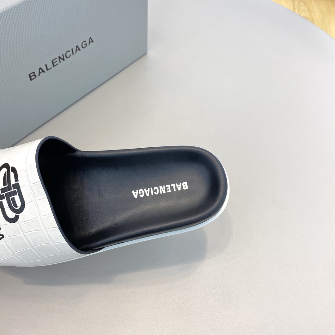 Balenciaga Pool Slide Sandal  - DesignerGu