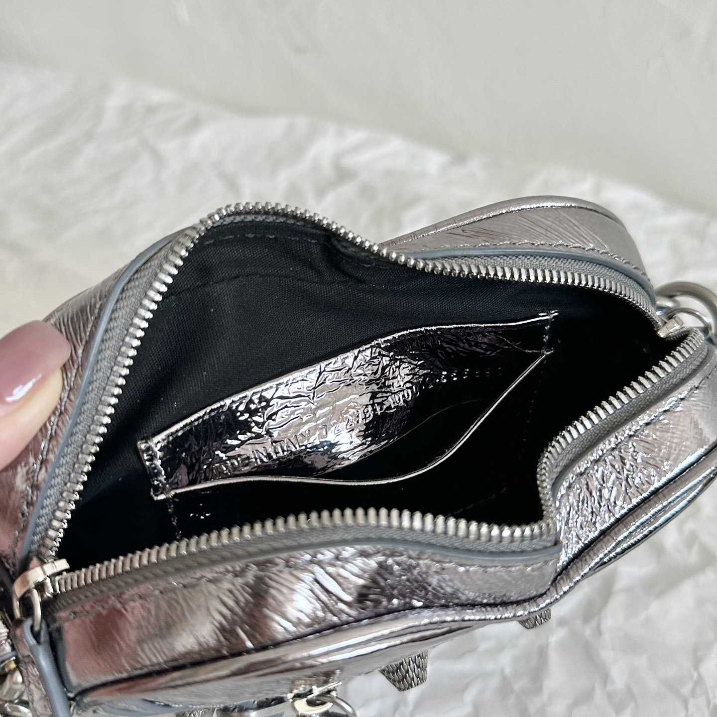 Balenciaga Le Cagole Heart Mini Bag Metallized In Silver (16-12.7-4.5cm) - DesignerGu