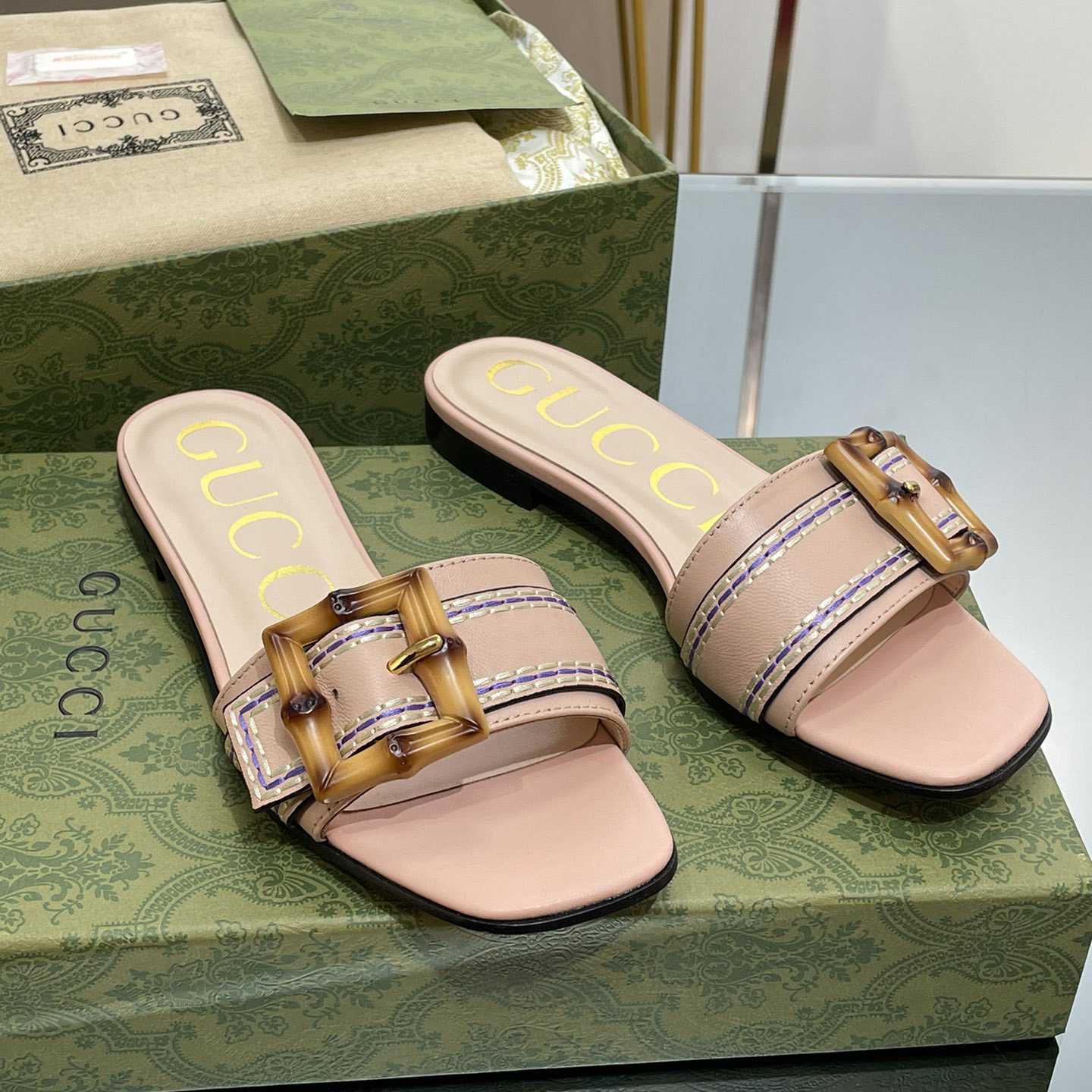 Gucci Women's Slide Sandal With Bamboo Buckle - DesignerGu