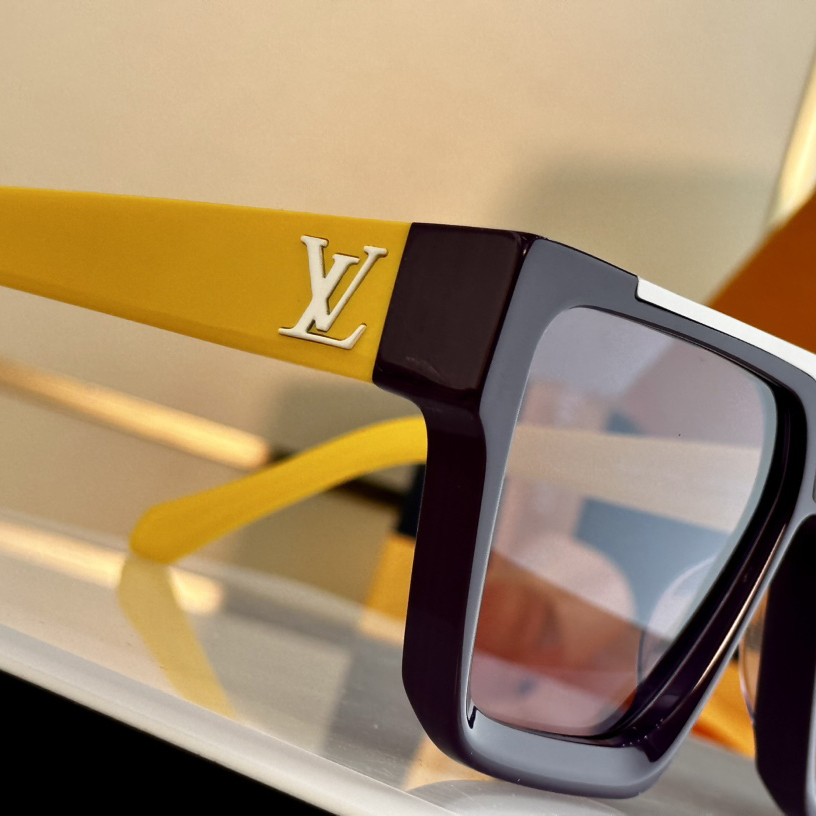 Louis Vuitton 1.1 Evidence Sunglasses    Z1894W - DesignerGu