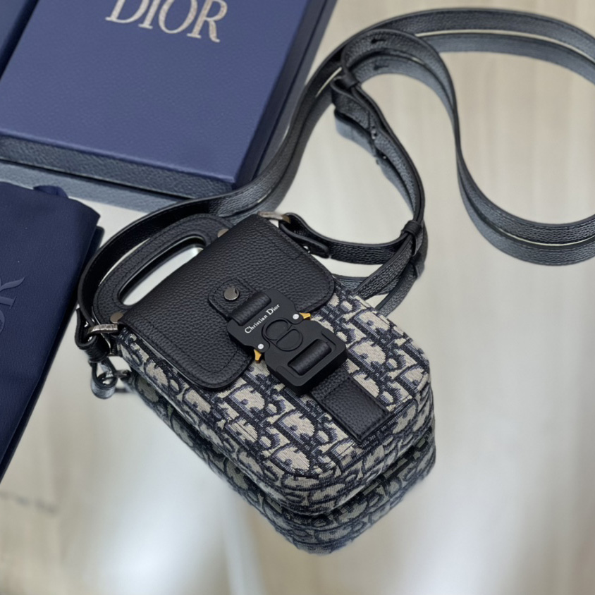 Dior Saddle Vertical Pouch With Strap  - DesignerGu