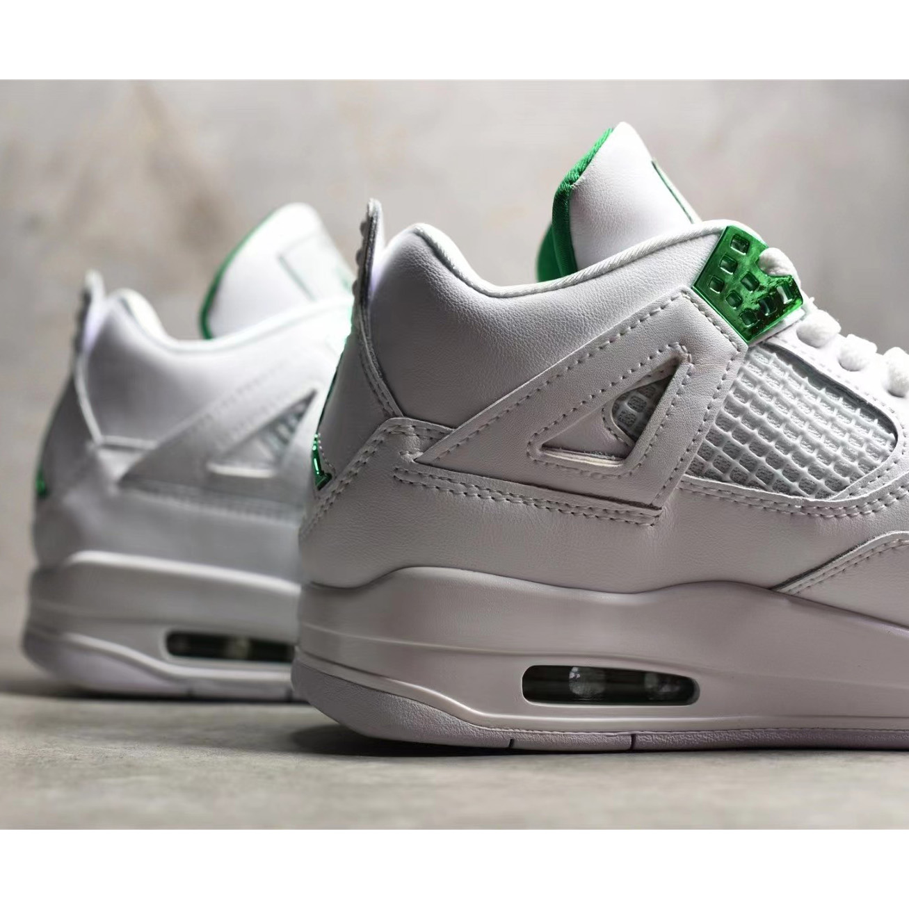 Air Jordan 4 Retro Sneaker      ct8527-113 - DesignerGu