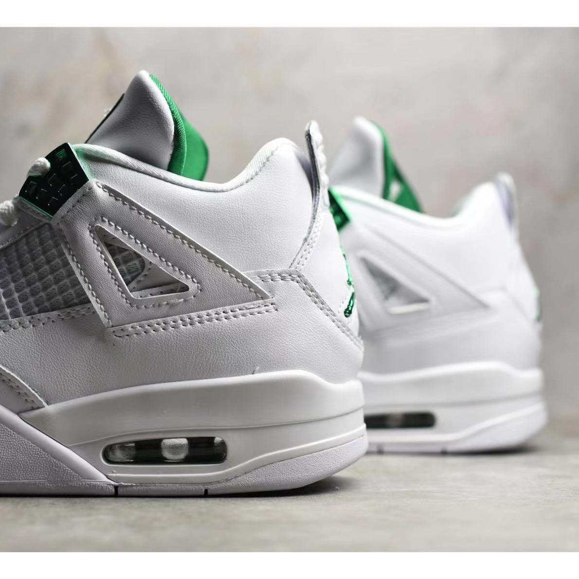 Air Jordan 4 Retro Sneaker      ct8527-113 - DesignerGu