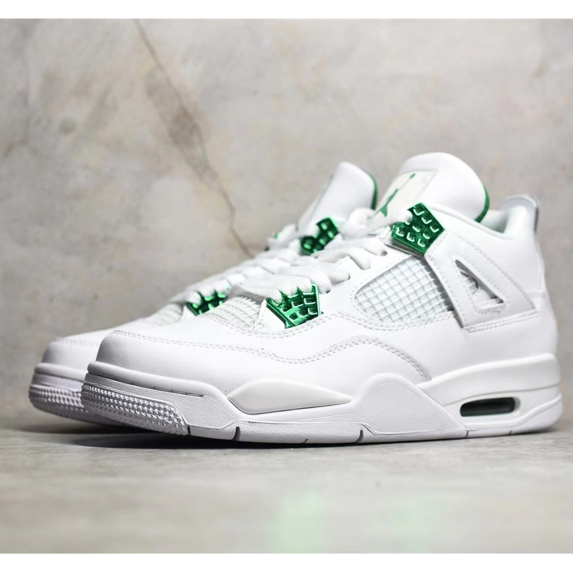 Air Jordan 4 Retro Sneaker      ct8527-113 - DesignerGu