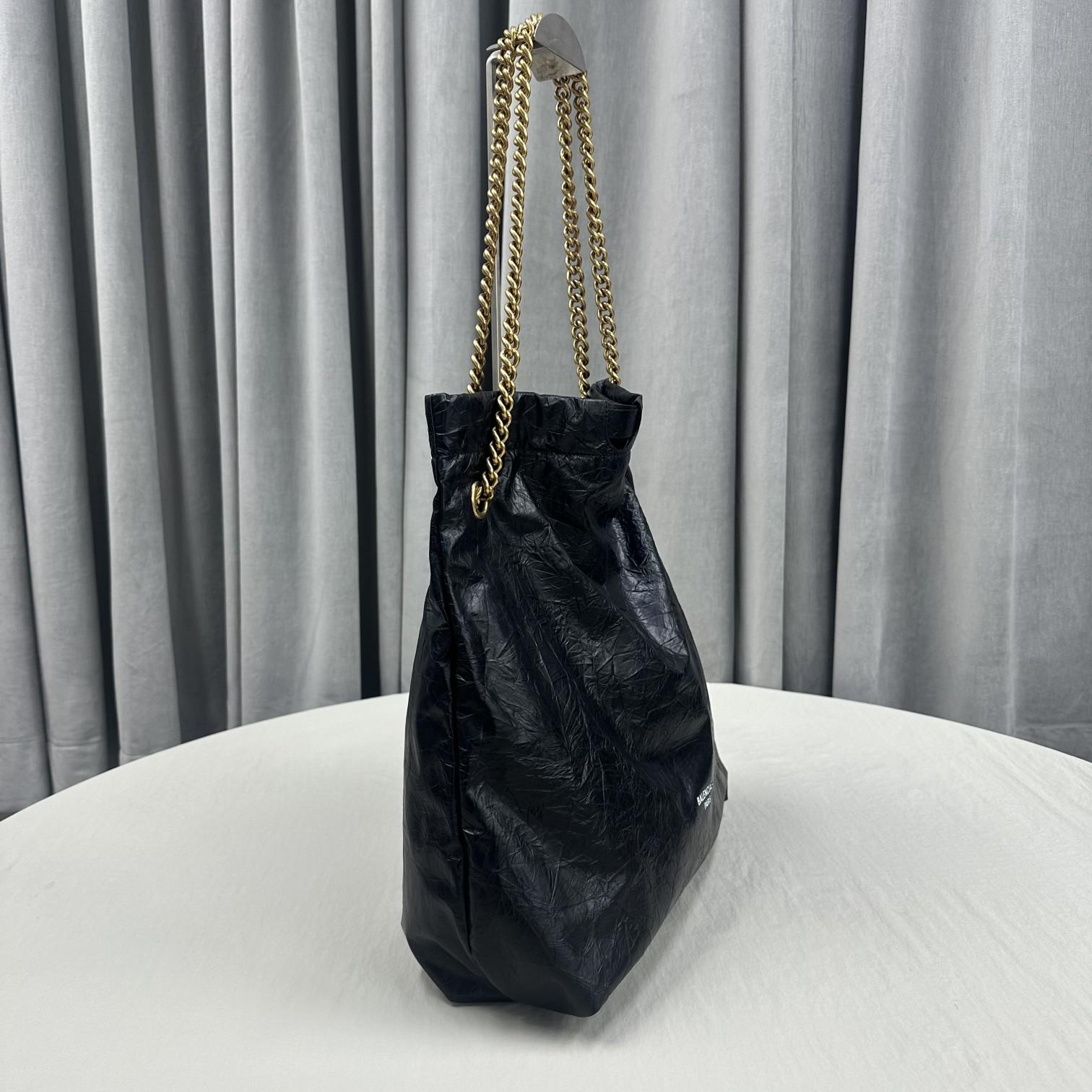 Balenciaga Women's Crush Medium Tote Bag In Black(39-46-14cm) - DesignerGu