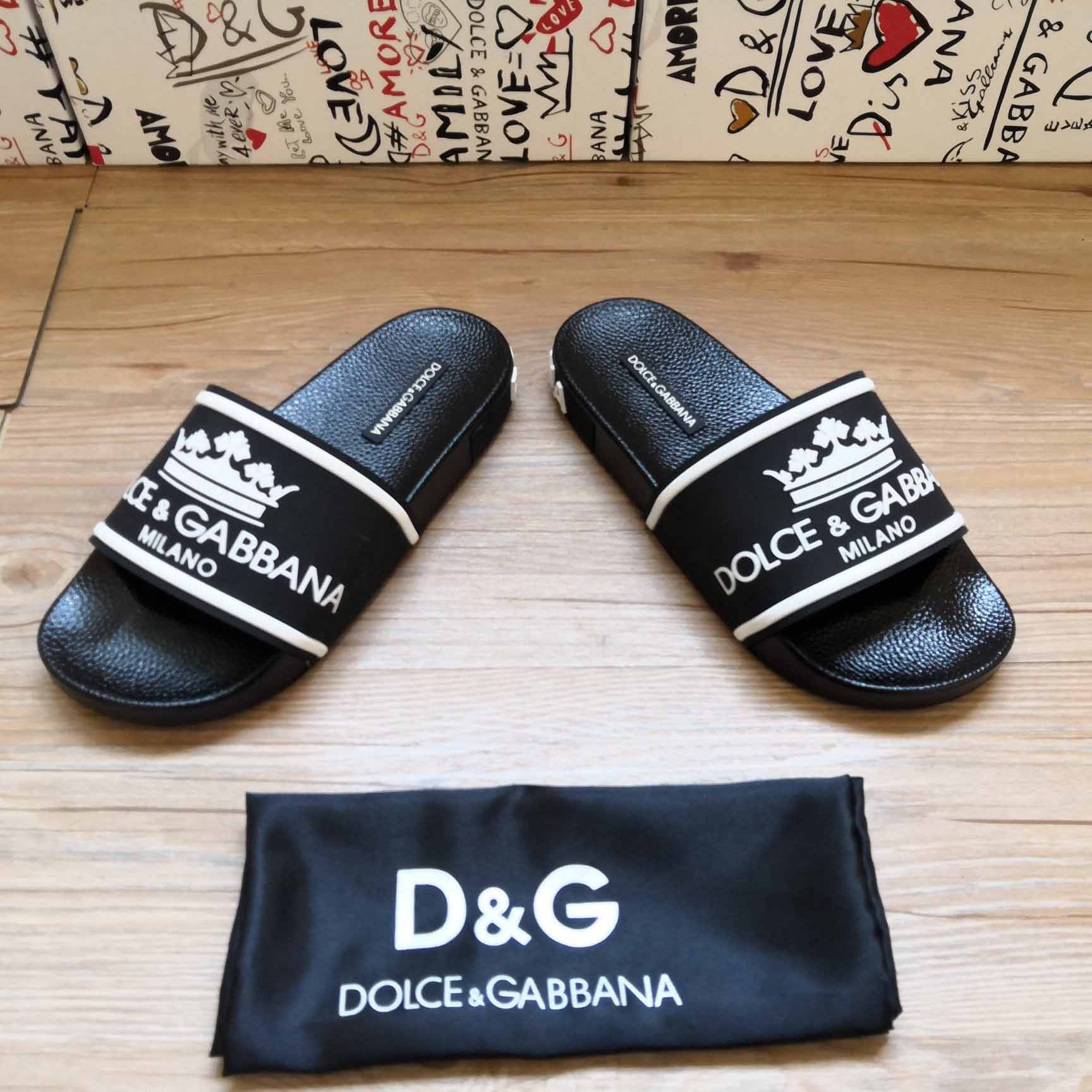 Dolce & Gabbana Logo Slides - DesignerGu